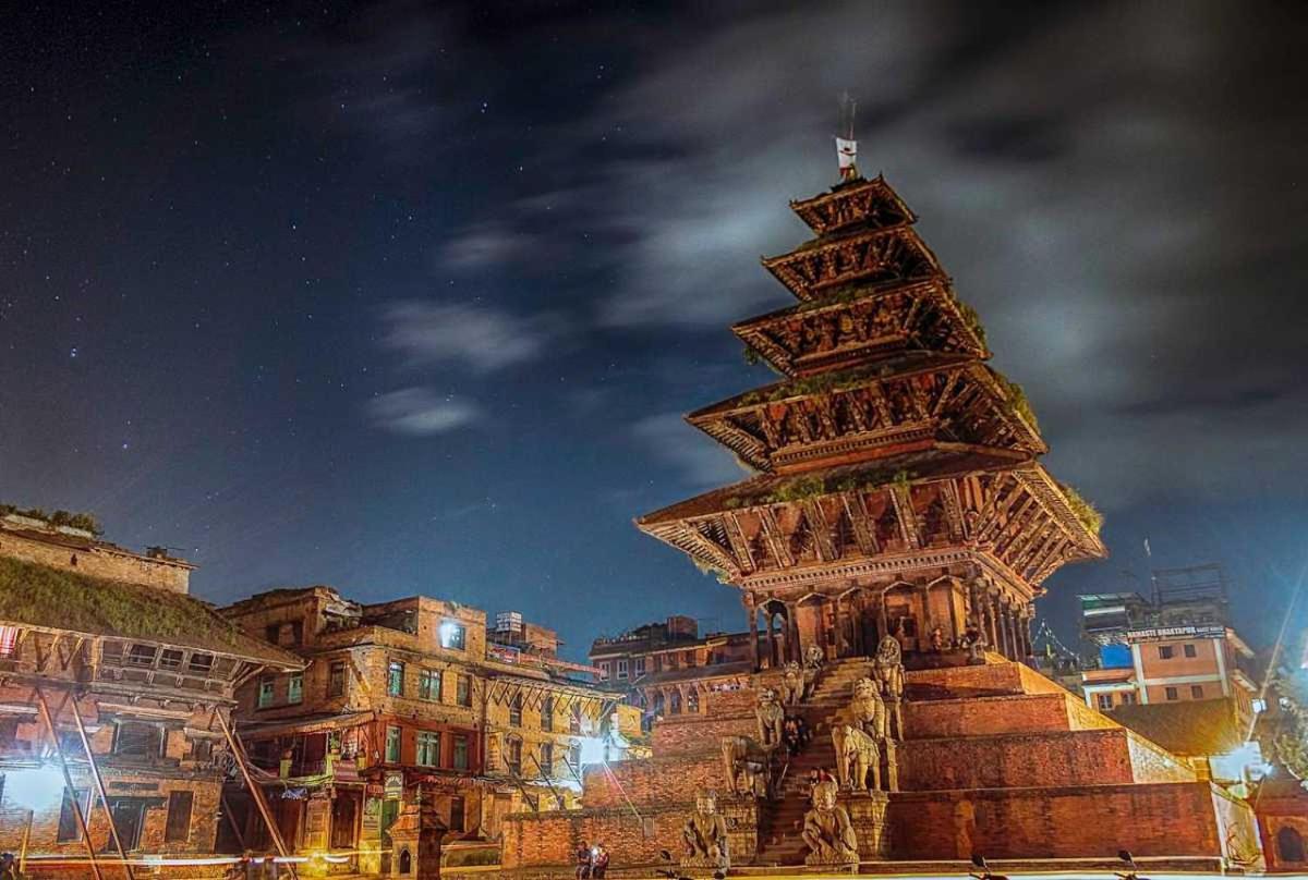 Hotel Durbar Side Bhatgoan エクステリア 写真